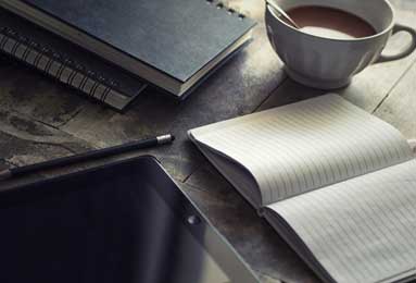 “他是牺牲品！”——皇马不敌曼城深陷危机 金球奖得主为裘德·贝林厄姆的态度辩护